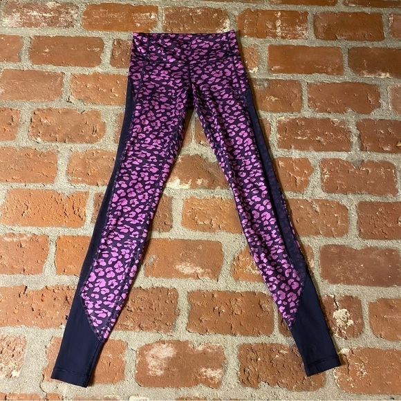 lululemon athletica Pants - Lululemon Drop it Like it's Hot size 2 leggings purple black mesh